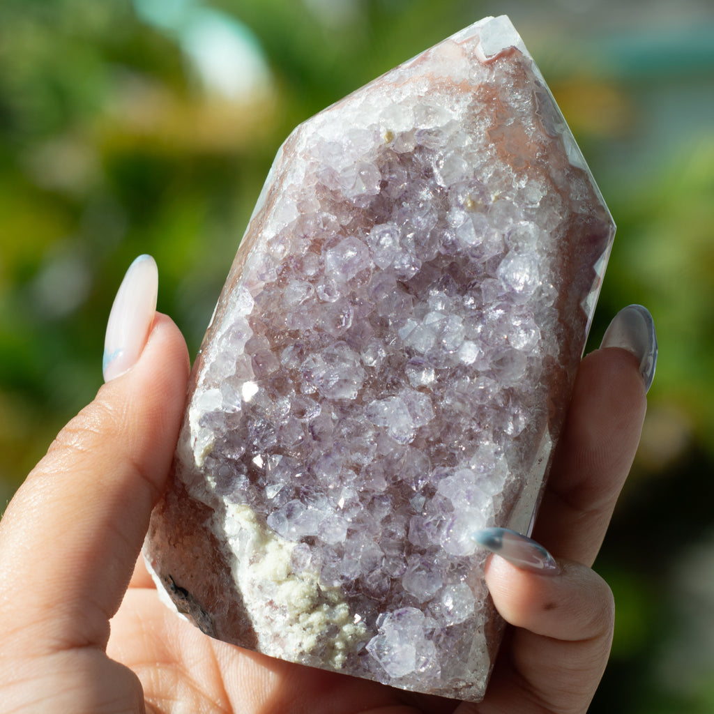 High Quality Amethyst Tower