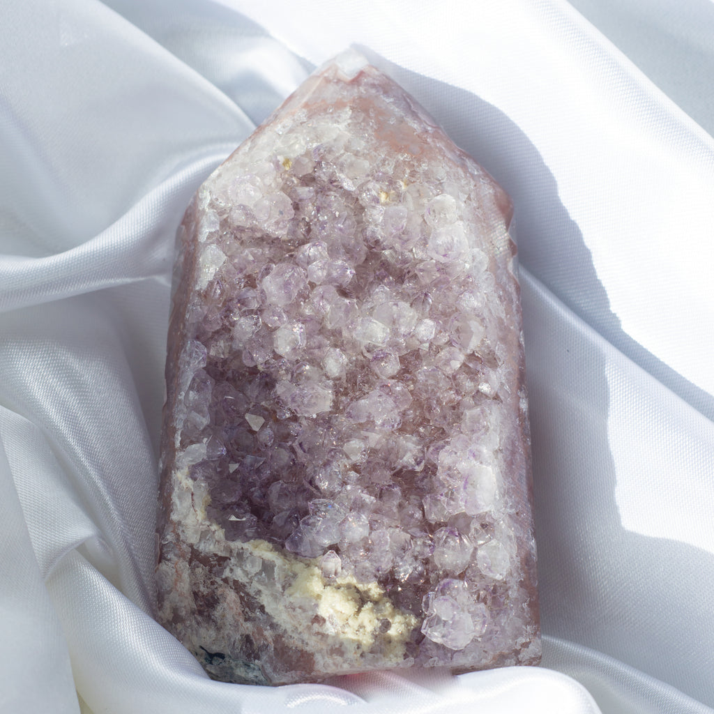 High Quality Amethyst Tower